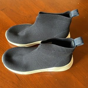 NEW GAP Kids Boots Size 11